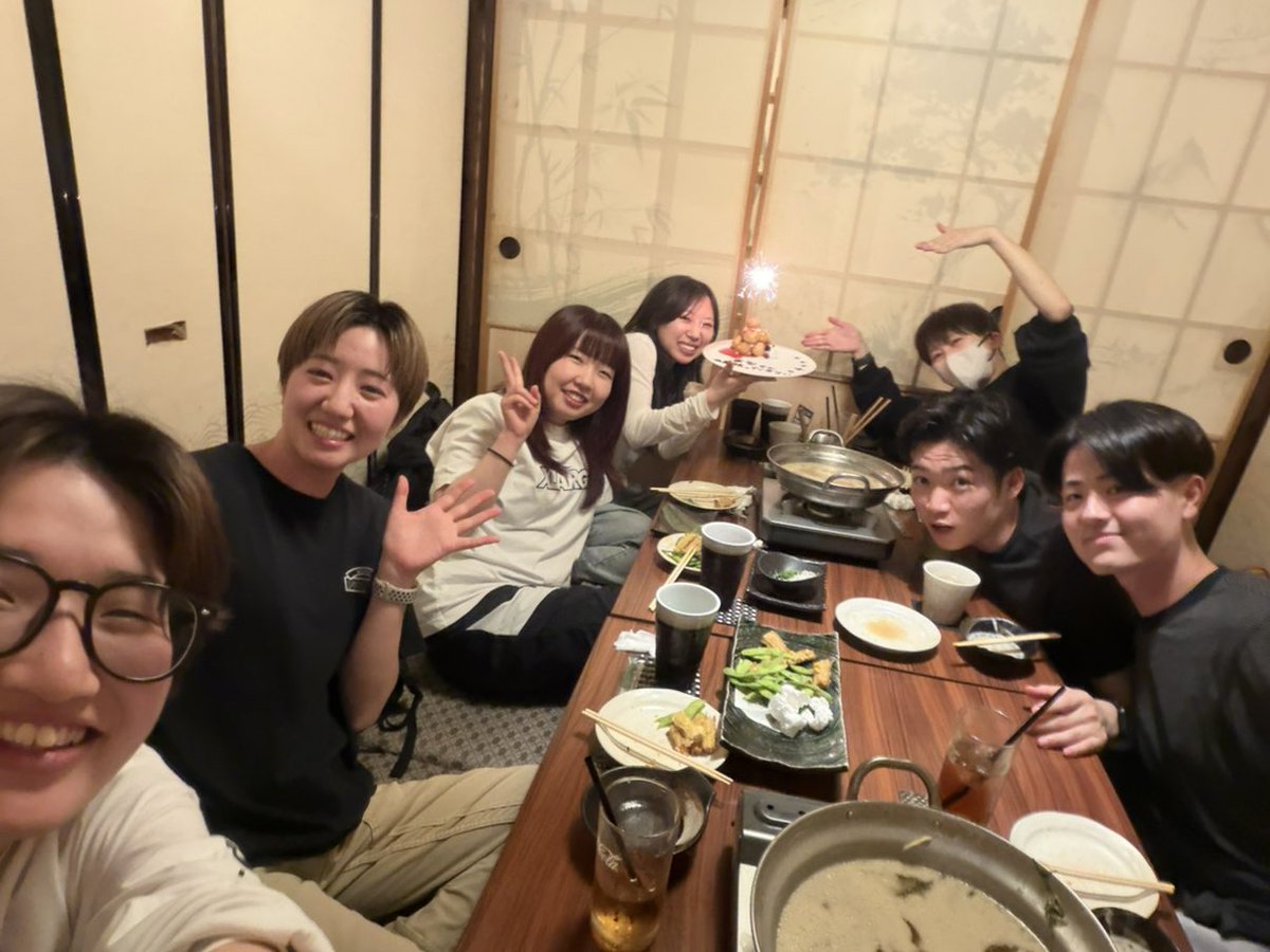 amanatsu_stella's tweet photo. 5月で博多マルイ、そして九州ラストでした🌸
おもろ真面目楽し熱々エリアでした！

初めての土地で、本当にたくさん学びました。貴重すぎる経験をさせていただきました。
マルイのみんなありがとう。。

6月からは大阪くずはモール店に異動します！どうぞよろしくお願いいたします。
関西ただいまぁ https://t.co/YWKmfBZwCa