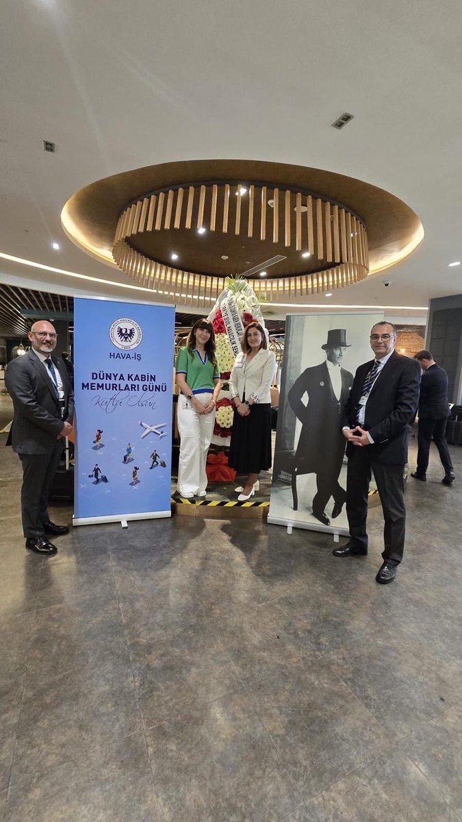 Havaisorgtr's tweet photo. Dünya Kabin Memurları Günü Kutlu Olsun.

“BİRLİKTE GÜÇLÜYÜZ”

HAVA-İŞ
Türkiye Sivil Havacılık Sendikası https://t.co/U6i6Y6tkK8