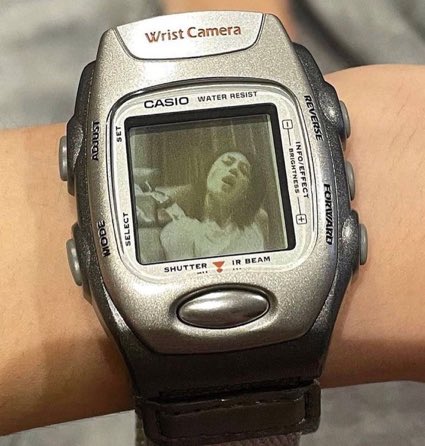 OldInternetFeel's tweet photo. photos taken around london in 2001 with a Casio WQV watch https://t.co/UIXl1yDkcK