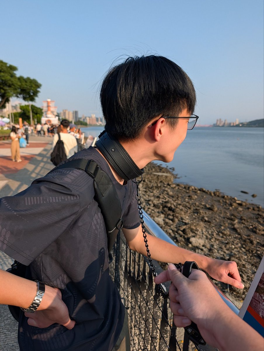 deerball1029's tweet photo. 我不懂牽上淡江大橋是什麼意思……

@kurokumakun101 
@Lovely_KSHSFROG https://t.co/RkduEhd7Qy