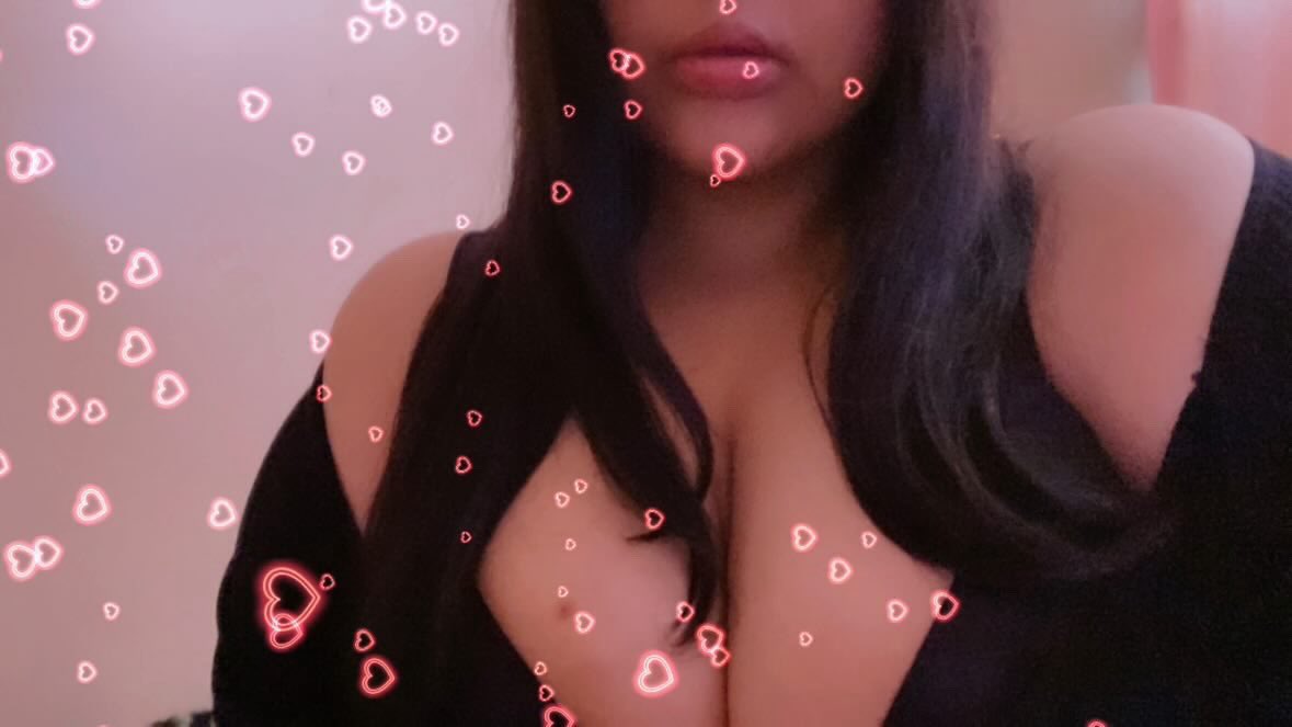 rina tweet media