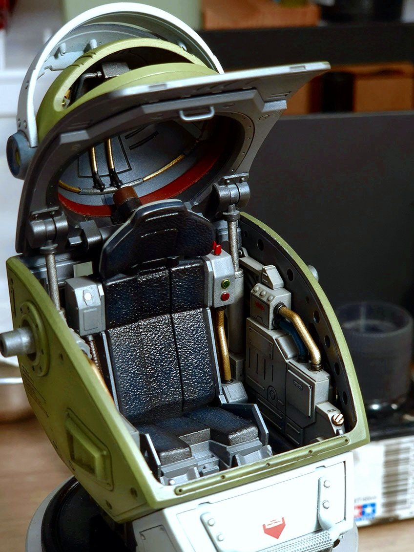 Abe_votoms's tweet photo. 1/20 ATM-09-ST WIP.
Before attaching the seatbelts, setting up the base-painted cockpit. Still considering the best way to approach the weathering for all these intricate details...
#Votoms #Scopedog #ボトムズ #スコープドッグ https://t.co/NNDhsHoB75
