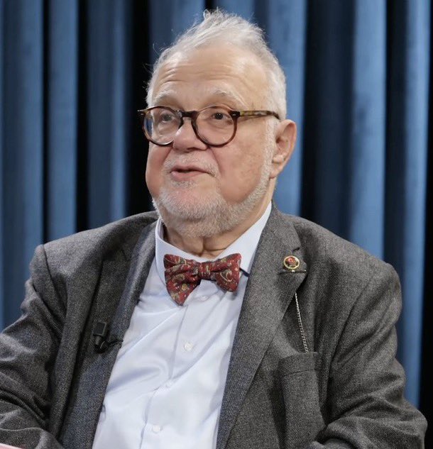 motivasyonhane's tweet photo. Prof. Dr. Celal Şengör:

“Ozempic ile 50 kilo verdim” açıklaması sonrası herkes aynı soruyu sormaya başladı: Bu iğne tam olarak ne yapıyor?

Bir flood bırakalım: 🧵 https://t.co/j5Xb5sU42S