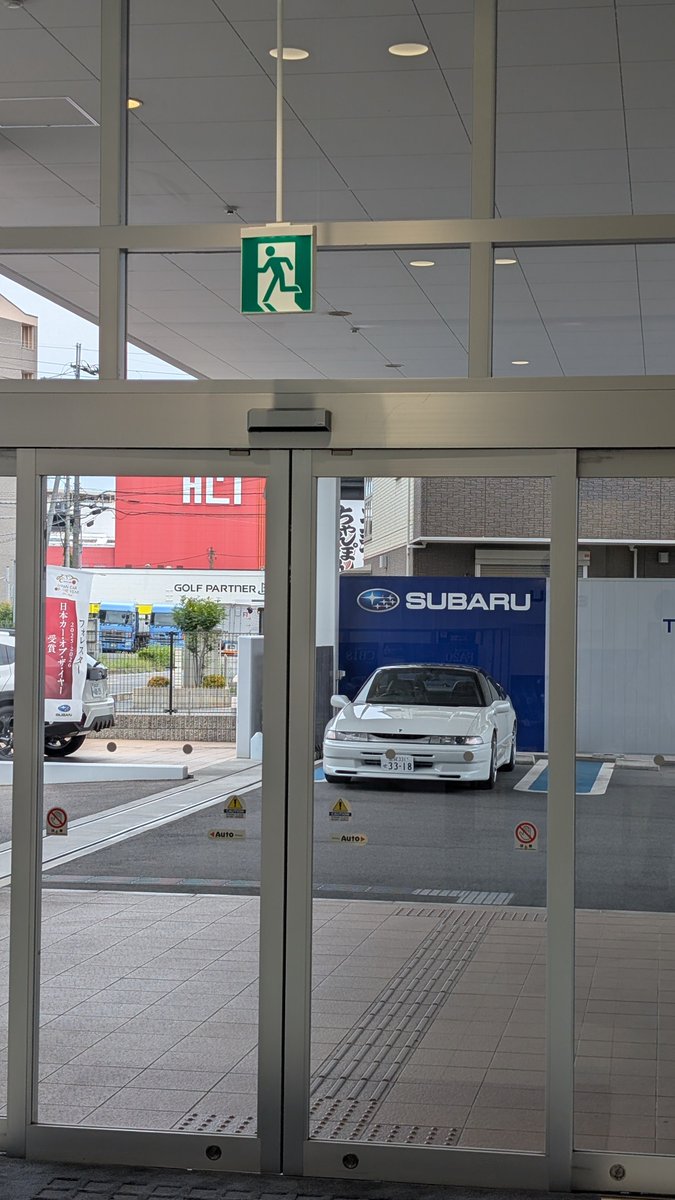 S40II's tweet photo. BRZ STIを試乗しにスバルディーラーへ行きました〜
まさの6MTで運転楽しかったです✨　SVXとはまた違う良さを感じました https://t.co/nhB97JUqSv