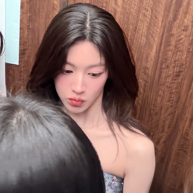 _960422_'s tweet photo. 입술내미는행동뭐야?
뽀뽀하자는건가 ㅈㅅ https://t.co/0wnCXEXfPl