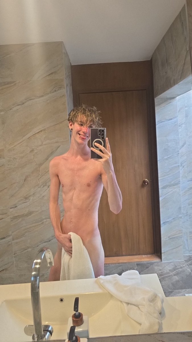 CedricTwink's tweet photo. Next time with you? 💦 https://t.co/822UfClnor