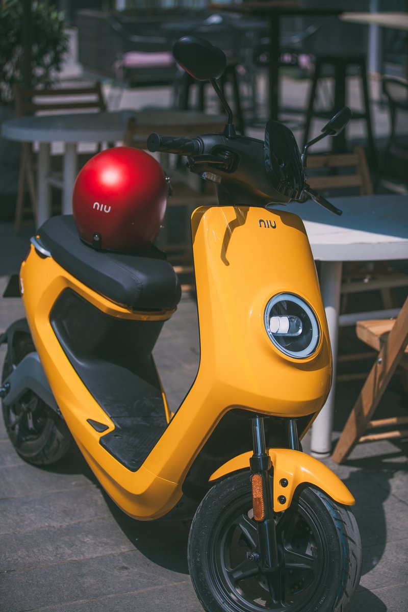 pradeep9235's tweet photo. Just tried the new city e-scooter rental—glided through downtown traffic in 10 mins instead of 30! Zero hassle, smooth ride, total game-changer for commutes. https://t.co/qQa2hL49i1