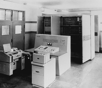 todorpgpodcast's tweet photo. Uno de los principales motivos del éxito de la informática en Japón se debe a que, a diferencia de empresas occidentales "de garage" como lo fueron Atari o Apple, en Japón las grandes compañías eléctricas y electrónicas lideraban el proceso.

Hitachi, Fujitsu, Enuishi, NEC, etc. https://t.co/8wgHCKAJjv