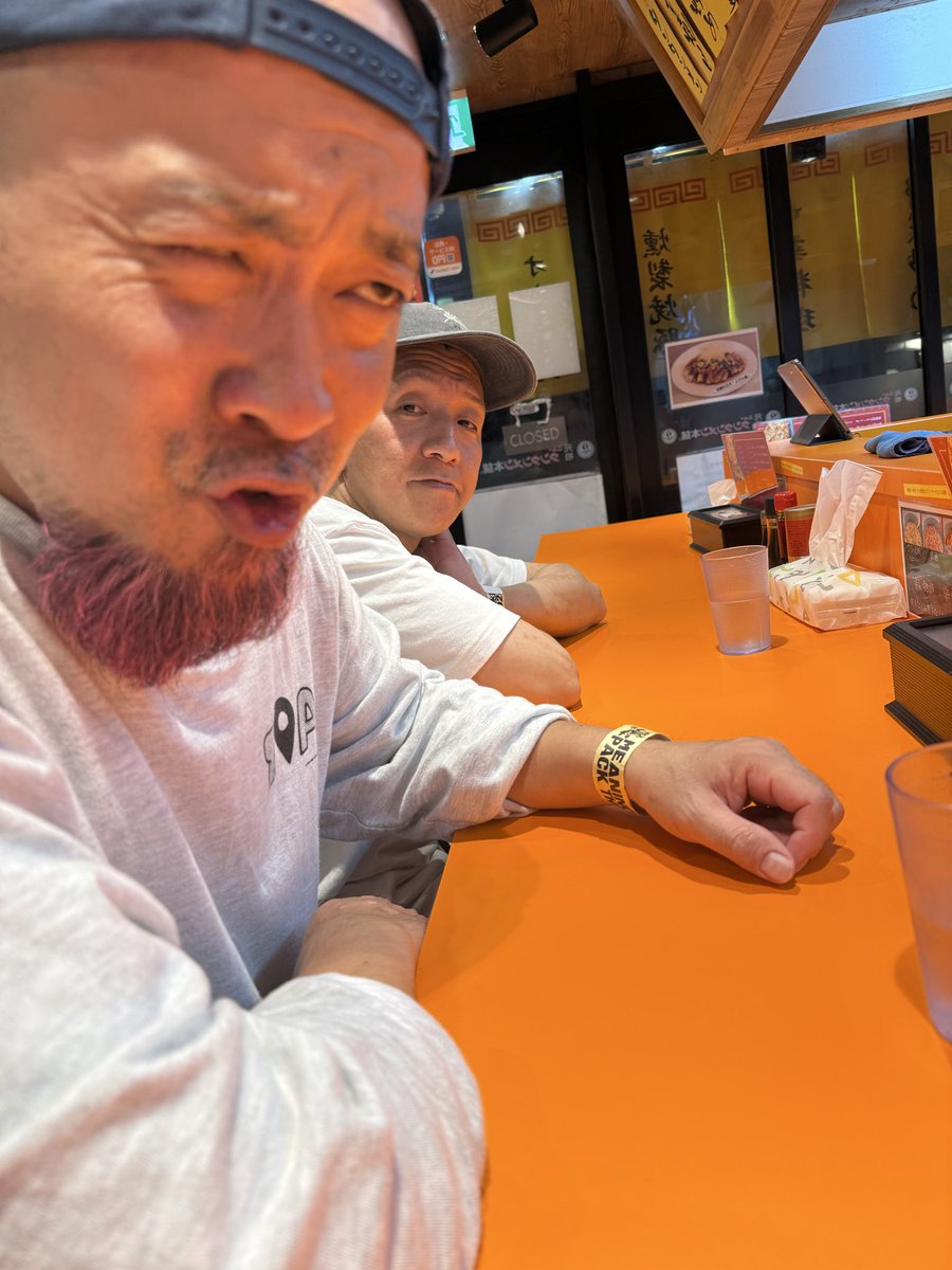crowdragontea's tweet photo. 【CROW DRAGON TEA】

本日、PACK THiS AIRありがとうございました‼️
また来ます渋谷‼️ https://t.co/CtiyRrLmWG