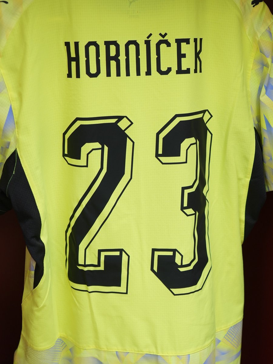ceskarepre_eng's tweet photo. ℹ️ Lukáš Horníček, Alexandr Sojka and Pavel Bucha make their national team debuts against Kosovo, as they are in the starting XI.

Adam Hložek is back in the side for the first time since June last year.

🇨🇿🆚🇽🇰 | Kick-off at 16:00 CET🕓 https://t.co/lswVziXyZM