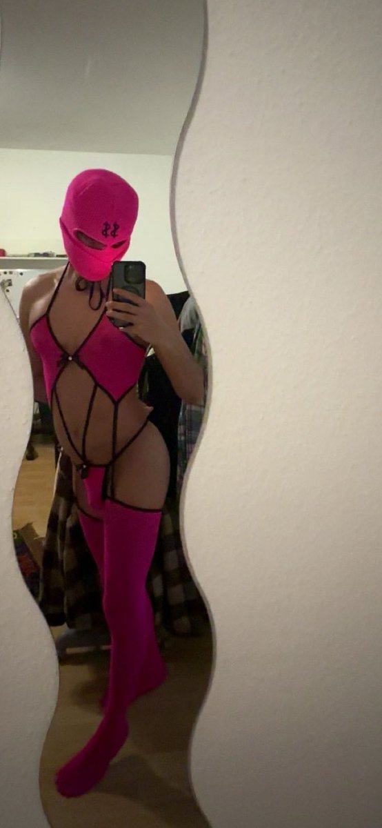 LuvInTheAir01's tweet photo. New Outfit New acc ☺️ retweet if you like the Outfit hihi 

#femboy #crossdresser #transgender #transgirl #feminine #sissyhypno #sissygirl #femboys #crossdress https://t.co/A1lKJdyUqc