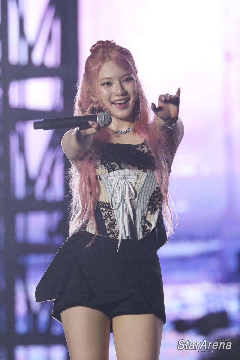 StarArena_'s tweet photo. 📷 STAYC at DAY 2 of 2026 AsiaTop Music Festival
#STAYC #STAYCinMY #스테이씨 #ASIATOPMUSICFESTIVAL #AsiaTop #JOOX #QQMusic @joox_global https://t.co/EqimMeiVjA