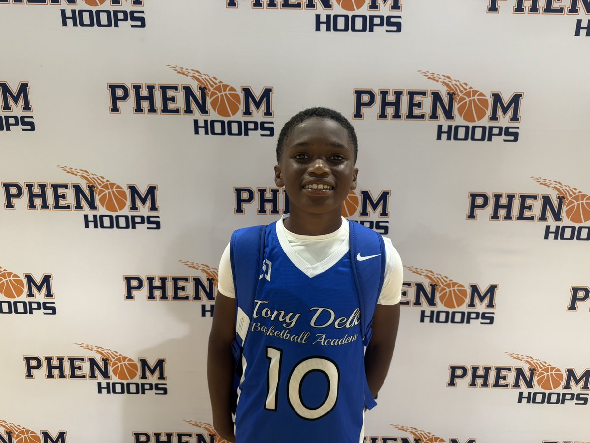 PhenomExposure's tweet photo. MVP
Chace Thomas 14pts
Tony Delk 2033/34
#PhenomHoops
#PhenomSummerShowcase https://t.co/Qt6JDtYK7v
