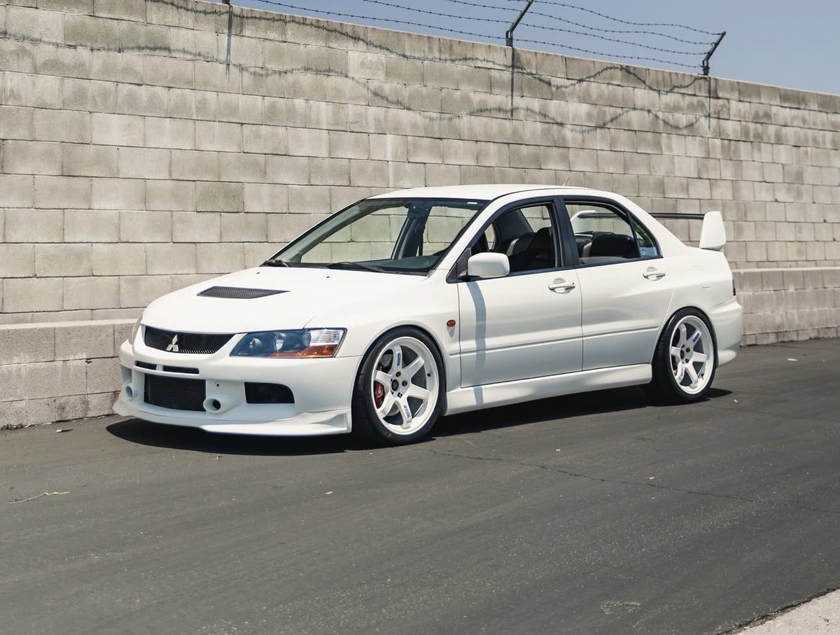 MitsuMafia's tweet photo. type_r_jose // visualautomart https://t.co/CdLYgTRA6o