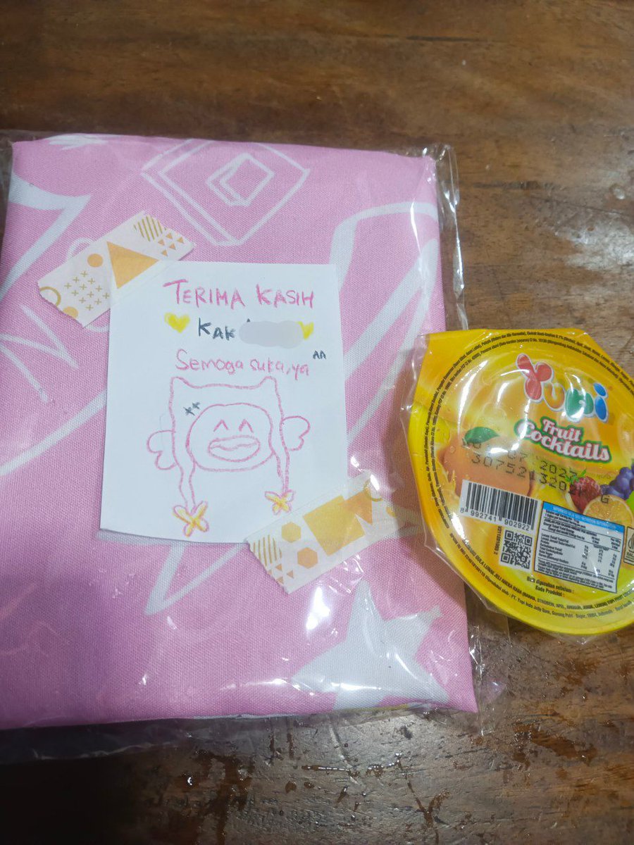 sunofotherside's tweet photo. PUNYAKU UDAH SAMPEEEEE
suka bangettt sama warnanya, imupp. plsss ini bagus banget, lucu banget, suka bangettt 😭😭😭

thank you so much kakkk @metanaries 🥹🫰🏻 https://t.co/ylz1S50nuQ
