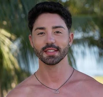 fefocito's tweet photo. Amanhã começa Junho! Feliz mês do 🏳️‍🌈 https://t.co/j2jln6LYfk