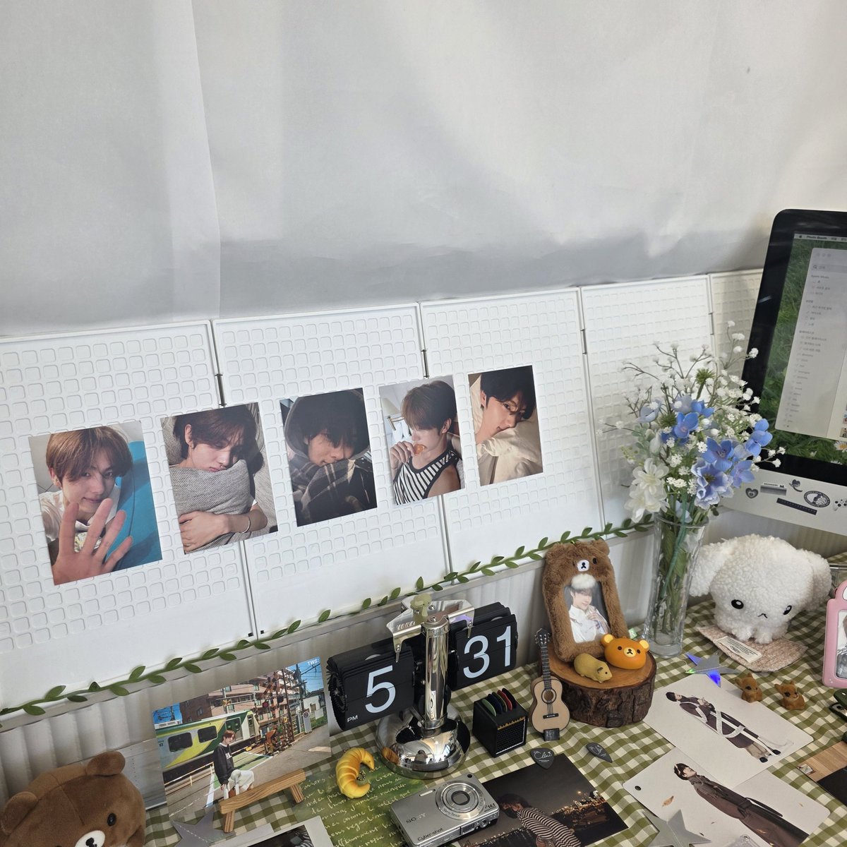guinea_0531's tweet photo. 진짜로 너무 예뻤어요ㅠ!! 들어갈 때 간판브터 채광 잔뜩 받아서 너무 색감이랑 잘 어울리고, 귀여운 영재로 잔뜩 꾸며진 공간이라서 너무너무 좋았습니다🥺🥰 
#WhentheSeason_TurnedtoYou
#최영재_너로바뀐계절 https://t.co/tLZr8HQO4z