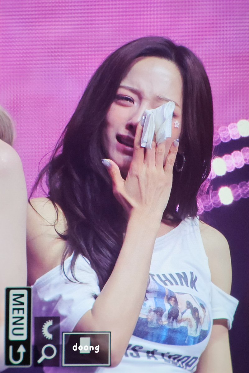 sjdoong_'s tweet photo. 260531 

😭😭😭

#세정 #SEJEONG 
#김세정 #KIMSEJEONG https://t.co/QeHOa05sKj