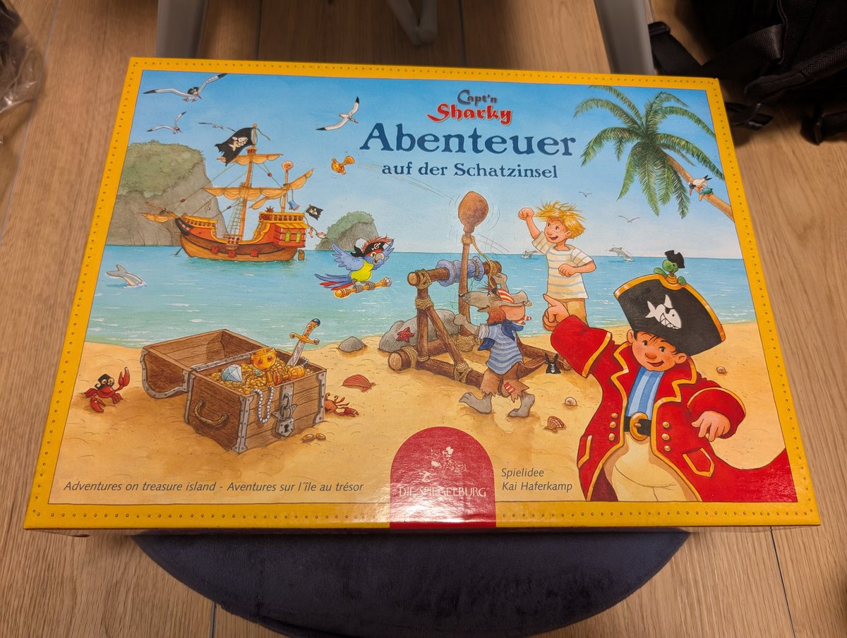 henleyhendlix's tweet photo. キャプテンシャーキー : 宝の島でのアドベンチャー
カタパルトがついてるゲームは良いゲーム。いくつかシリーズあるから集めたくなっちゃうな。 https://t.co/yhvTvvGXdK