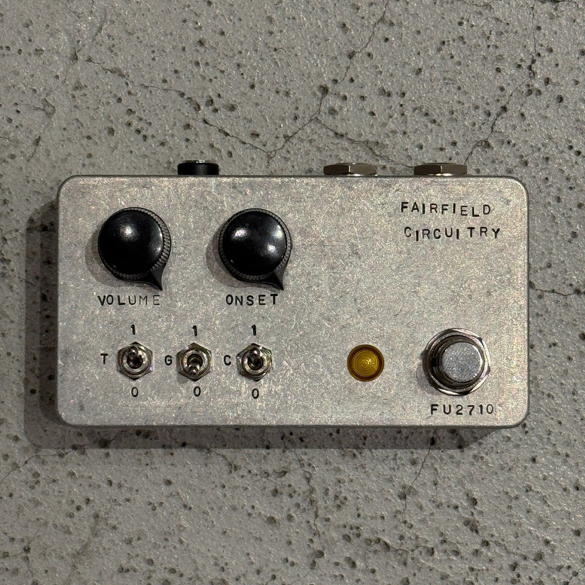 kazbl's tweet photo. おー
ちょっと前に気になってたペダル発見！
Fairfield Circuitry The Unpleasant 
Surprise
これも金貯まったら買ってしまおう！ https://t.co/ce6ZKg1M8a
