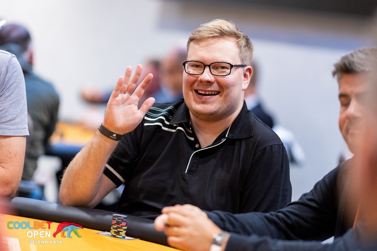 CoolbetOpen's tweet photo. Day 1B of the Coolbet Open 2024 Tallinn brought packed tables, big stacks, nervous all-ins, and plenty of smiles around the room.

From first hands to late-night battles, the energy was exactly what makes the Coolbet Open special. ♠️🔥 https://t.co/zHLzvIQRmL