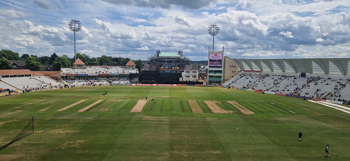 BBCRNS's tweet photo. The Blaze went down to Durham by 7 wickets at Trent Bridge today, missing out on a chance to claim top spot in the group. Georgia Elwiss top-scored with 31 out of a total of 153ao. Two wickets for Emma Jones as the visitors got home in the last over #bbccricket https://t.co/7C7hkoZQWp