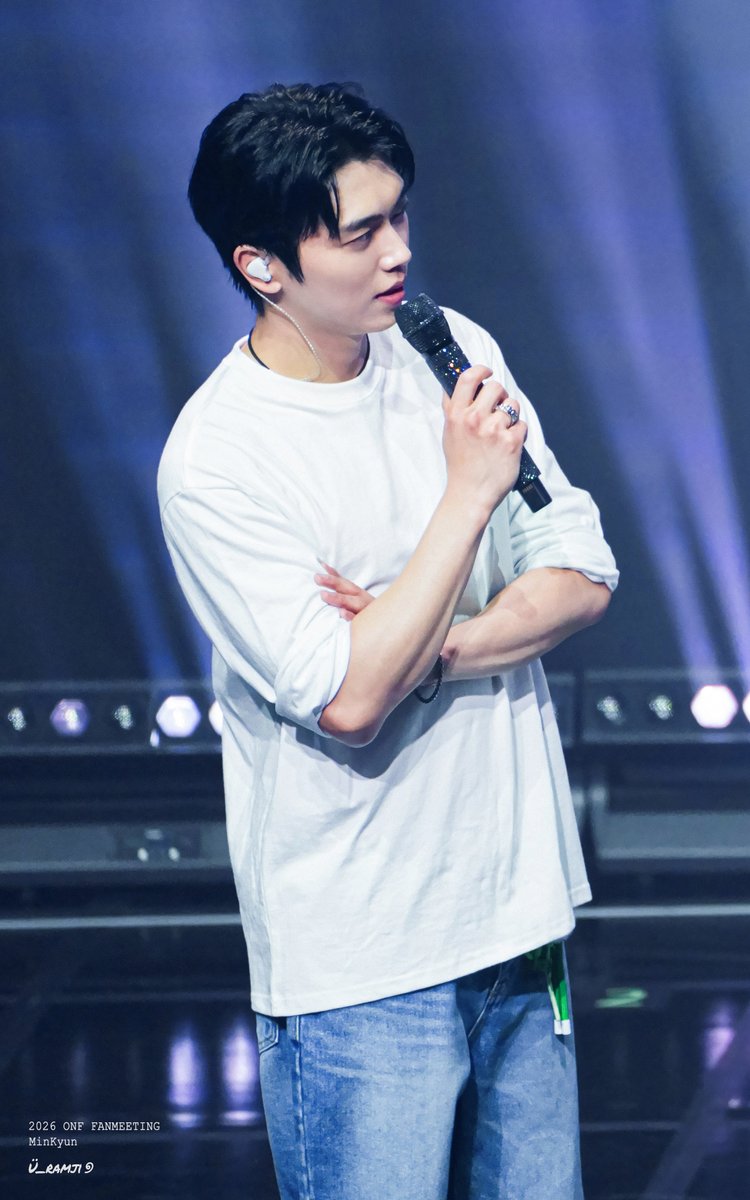 u_ramji's tweet photo. 260425🐱🎤

@ 2026 ONF Fanmeeting [Re:Connect]  
#온앤오프 #민균 #ONF #MinKyun https://t.co/C5yq1RQ8L9