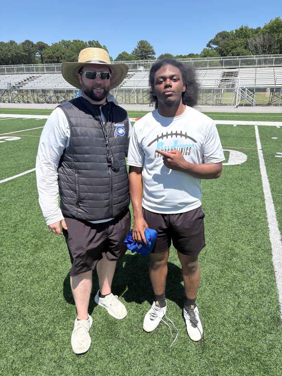 LBZay44's tweet photo. Thankyou @CoachWolfley for inviting me to Chowan’s camp and thankyou @coach_gray1 for helping me sharpen my craft https://t.co/JxPAJ18AWN