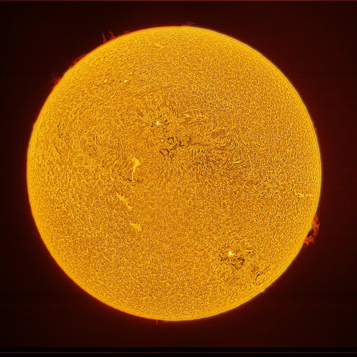 AstroPcb's tweet photo. Yesterdays sun from Hemyock, Devon around 13:00BST on 30th May 2026.  Captured in Hydrogen Alpha using a Coronado PST &amp; Player One Neptune CII (red channel only) #astrophotography https://t.co/jXZgwY5Epo