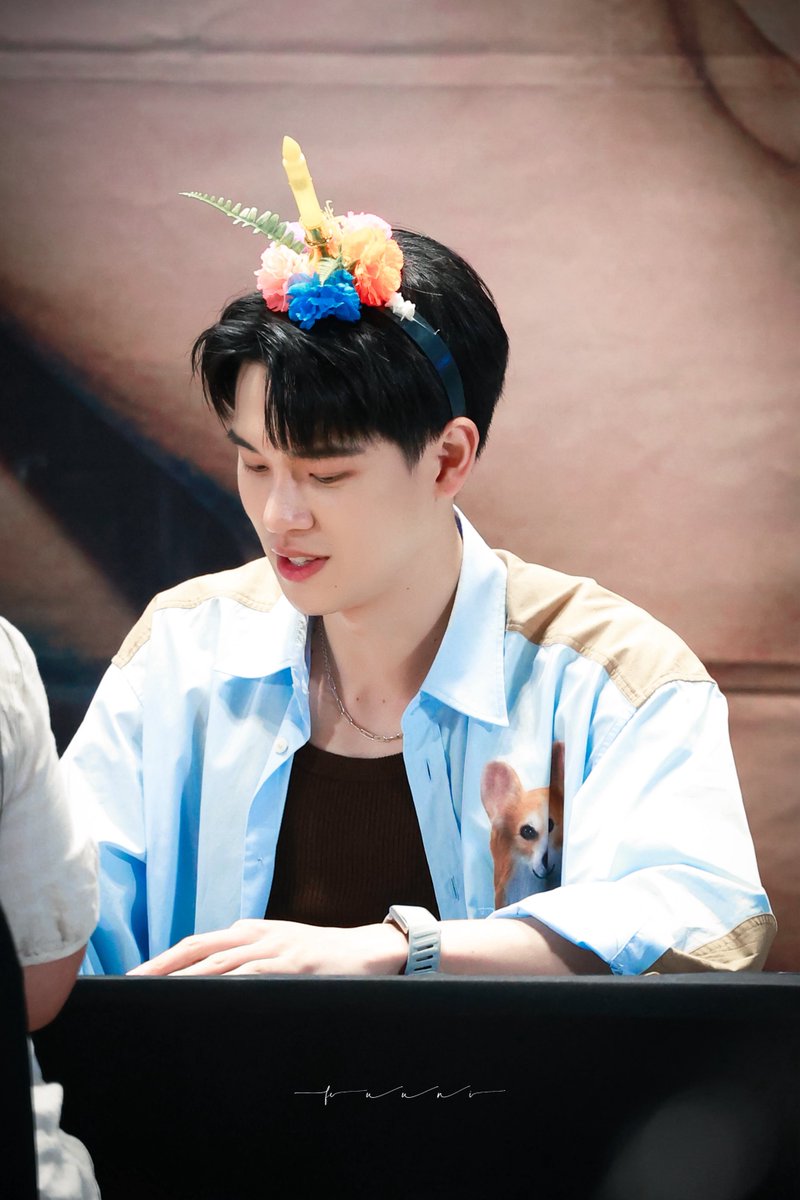 yyyyinft's tweet photo. 𝟮𝟲.𝟬𝟱.𝟯𝟭

🐼 🦊

YINWAR 2ND FANSIGN SIRACHA
#SR_YINWAR2NDFANSIGN
#yinyin_anw @yinyin_anw https://t.co/IyGOiPplCI