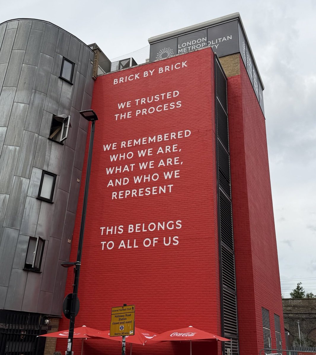 ArsenalRadar's tweet photo. BRICK BY BRICK

WE TRUSTED
THE PROCESS

WE REMEMBERED
WHO WE ARE,
WHAT WE ARE,
AND WHO WE
REPRESENT

THIS BELONGS
TO ALL OF US.!! 

#afc https://t.co/GFAxzfw8BR