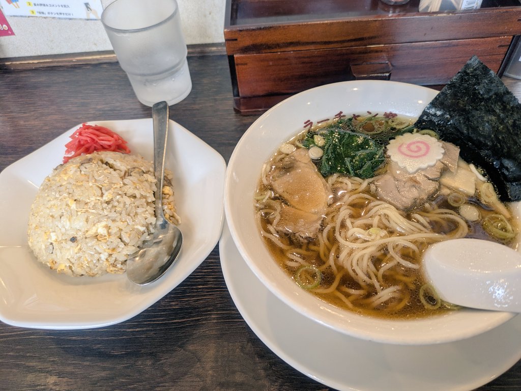 takizawajpml's tweet photo. 6月の予定(7月仮)と新潟のラーメンです https://t.co/J9R1Zbuq9x