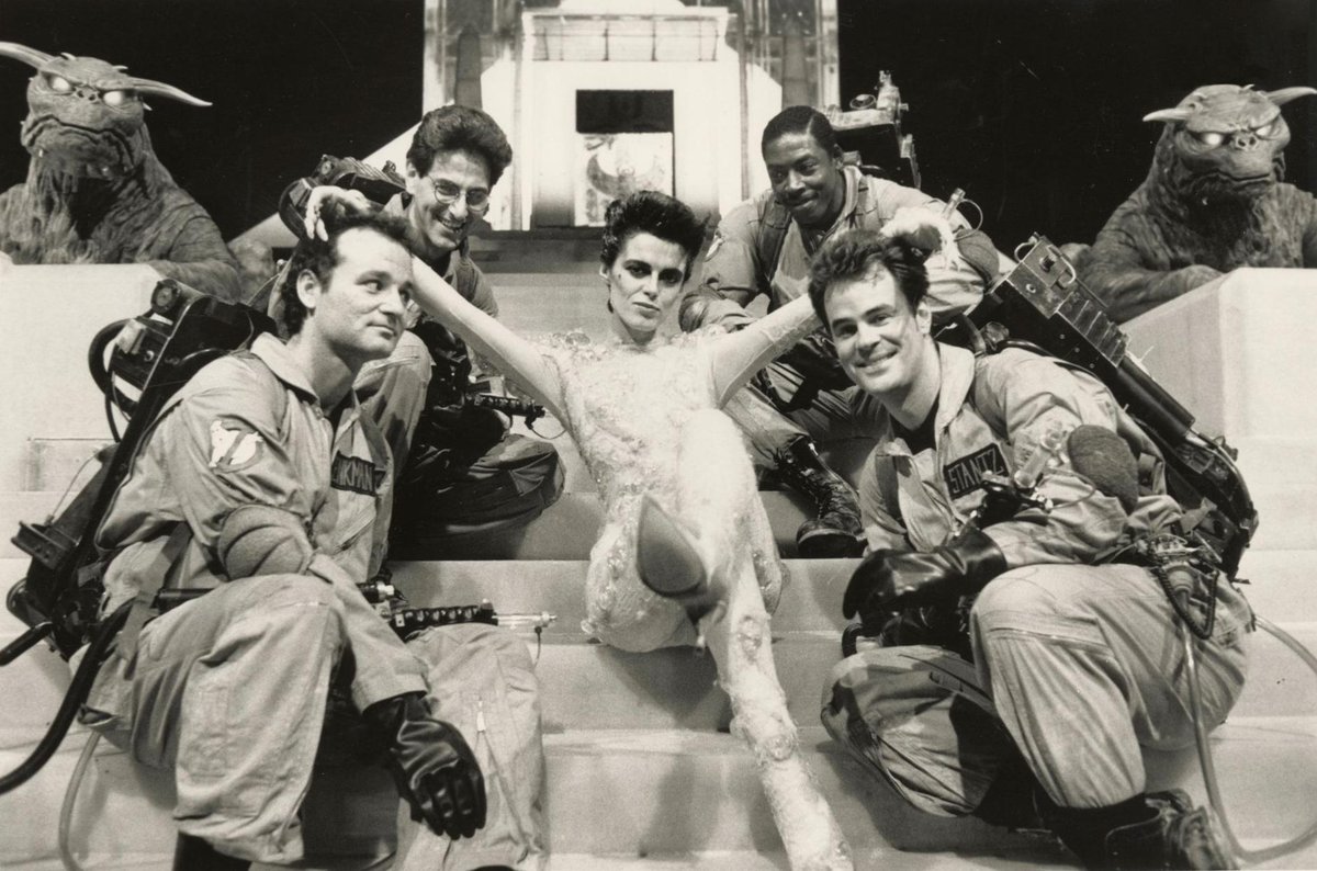 RetroReminiscer's tweet photo. A behind the scenes photo from the production of GHOSTBUSTERS (1984). https://t.co/bfQoFaJ7OA
