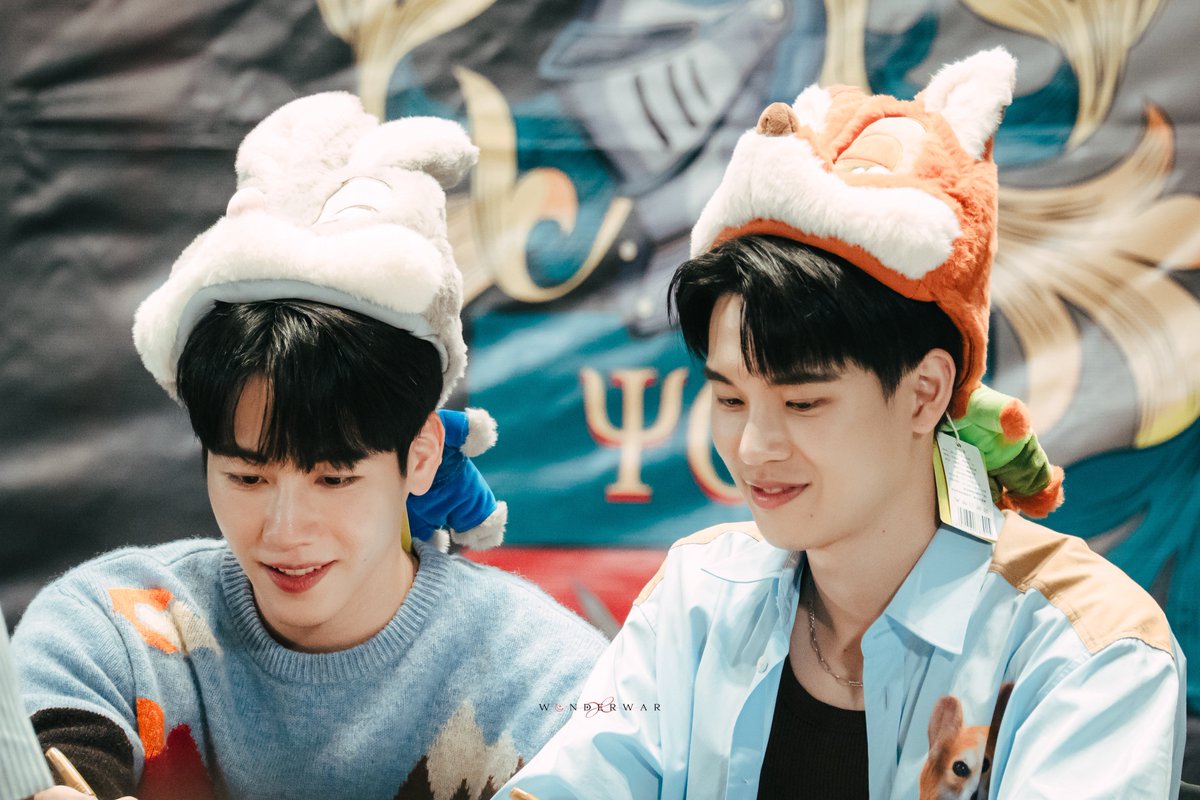 𝐰 𝐨 𝐧 𝐝 𝐞 𝐫 𝐰 𝐚 𝐫 tweet media