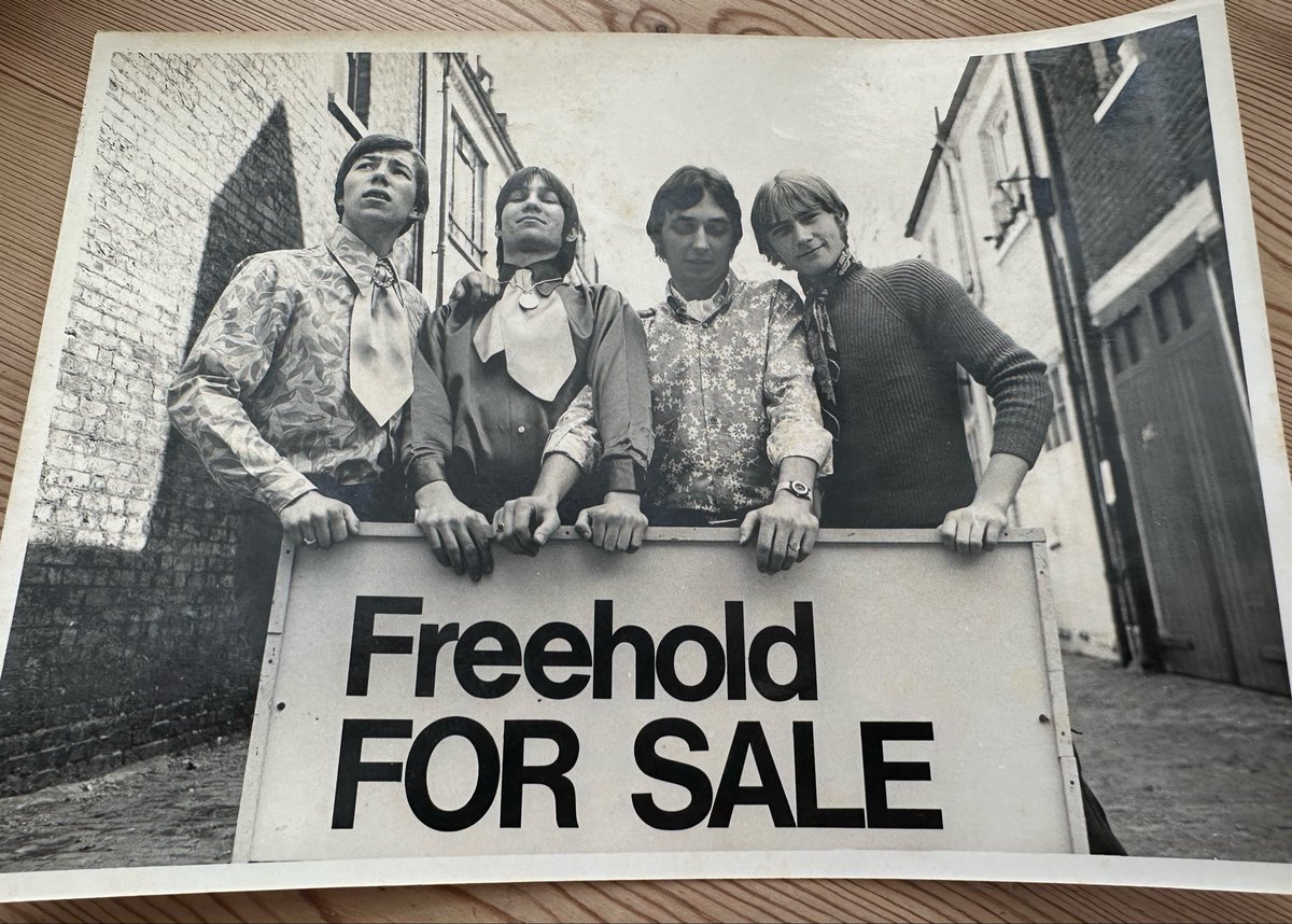 MaccaStevens's tweet photo. @PhilCollinsFeed 
Hi Phil,
My grandparents (Doug &amp; Sheila Kimber) recently passed, in going through their photos we found this signed photograph which dates to 1970s when they had a B&amp;B in Cirencester. 
We wondered if you had any recollection of the moment to share with us? 😃 https://t.co/txFjsDeeGw