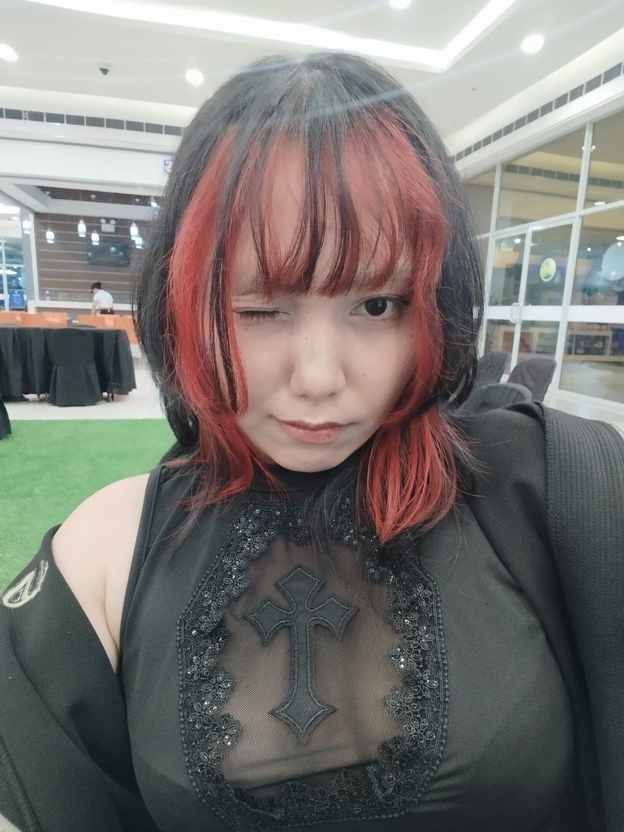 kaekaeotic's tweet photo. 🥀🥀 https://t.co/pXGWm0fqzn