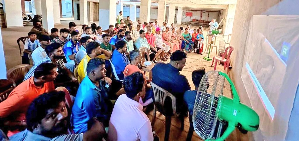 DajiSalkar's tweet photo. Tuned in to the 134th episode of #MannKiBaat with my booth karyakartas where Hon’ble PM Shri @narendramodi Ji highlighted the inspiring contribution of Goa’s Shri Balkrishna Ayya, a retired teacher whose selfless efforts helped bring water to several households in the Muddi-Tolop area through a community-led pipeline project.
VASVI
His dedication, perseverance, and commitment to public welfare exemplify the spirit of #JanBhagidari and grassroots nation-building. It is a matter of immense pride for Goa that his remarkable work has been recognised and appreciated by the Hon’ble Prime Minister before the entire nation.

Shri Balkrishna Ayya’s story serves as an inspiration to all, proving that meaningful change begins with individuals who choose to work for the betterment of society.

#MannKiBaat #GoaPride #JanBhagidari #InspiringGoa