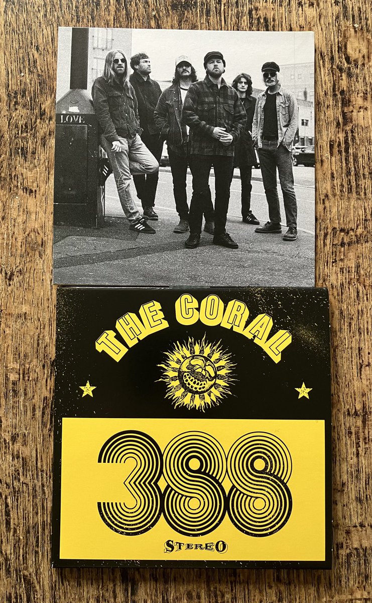 unseenfacts108's tweet photo. Positive vibes from the opening track of a beautiful, perfect album 👌 already know it’s going to be one of my all time favourites. 
🌞⚡️THE CORAL - LET THE MUSIC PLAY https://t.co/DyLJwETbum (Official Video) 🌞⚡️ https://t.co/AB4HSeRxaD