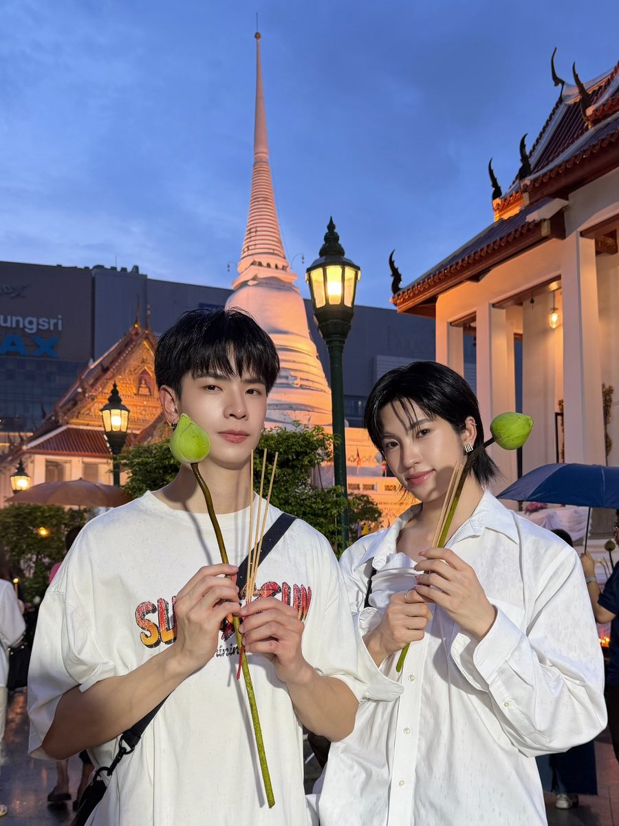 Kkim_pongsaton's tweet photo. 🙏🏼✨

#Lattekim https://t.co/NieoBhawJL