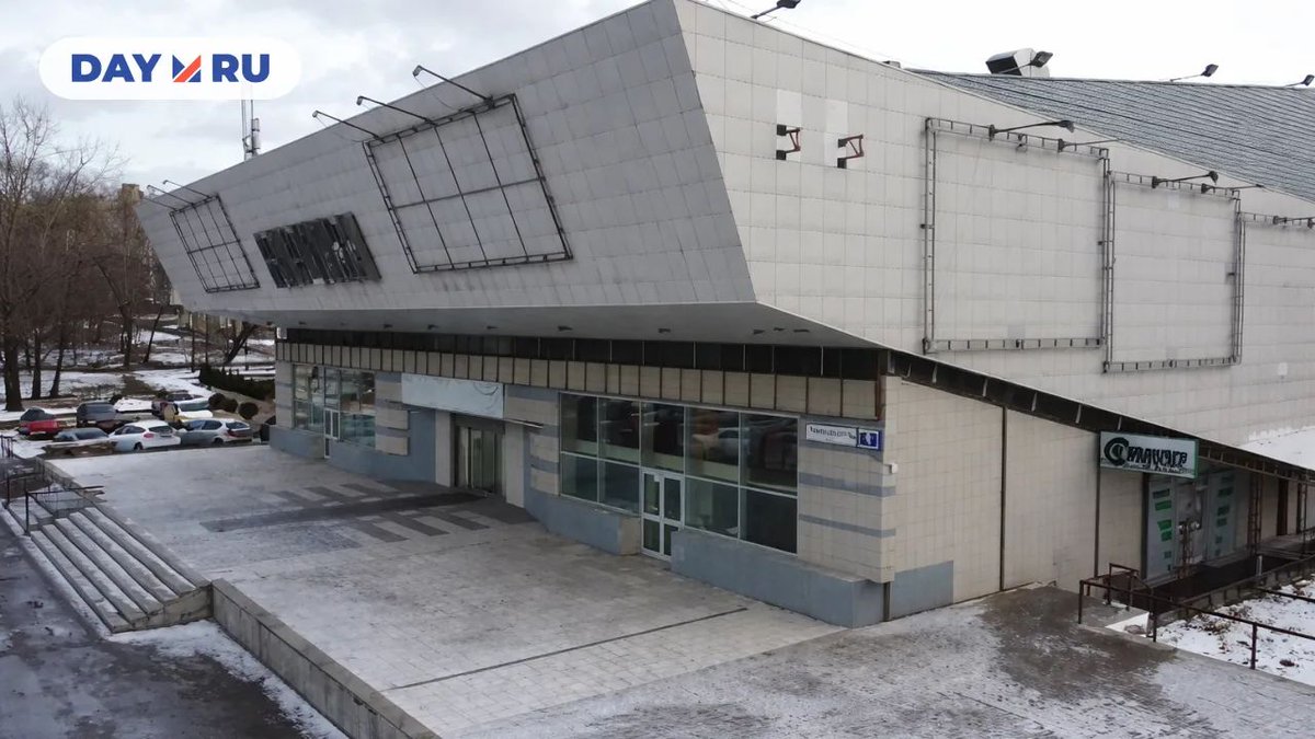 PRLarchi's tweet photo. @olmayda Kijów i Kraków najwyraźniej zostały dobrane w parę według klucza długiej historii. W Warszawie za to stało kino Moskwa, niestety wyburzone, a w Moskwie kino Warszawa, które nie wiem czy wciąż istnieje https://t.co/m5eatiGpnu
