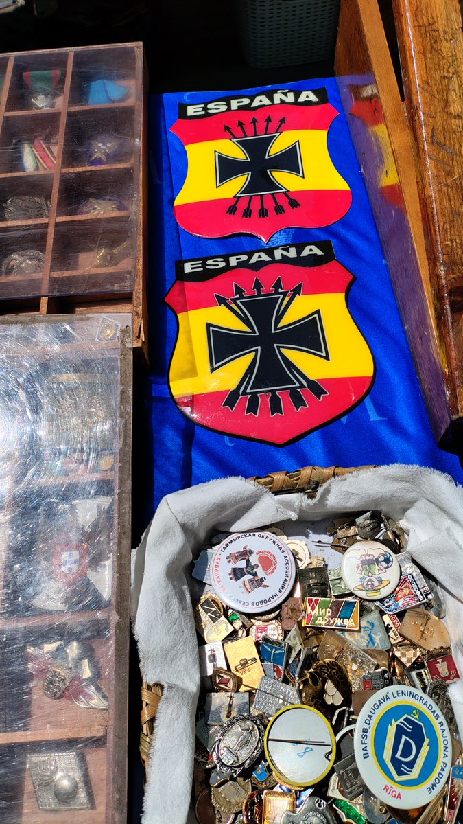 sebarroja's tweet photo. 🙄Benvolgut @marccastells tinc llarga tradició de visita a mercats de tot tipus arreu d'Europa i món, però mai m'he trobat la lleugeresa amb què a @ajigualada @firaigualada tracteu el feixisme‼️
@diariRegio7 @naciomanresa @VilaWeb @elmonarac1 @MonDiari @QuicoSalles @LaVanguardia https://t.co/nnj3RwSCee