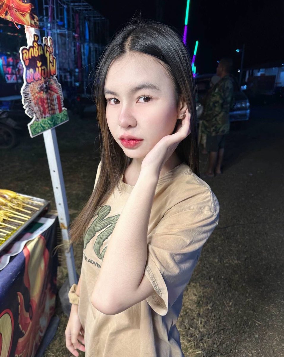 nida09288's tweet photo. เรื่องหวานไม่ค่อยบ่อย แต่เรื่องอ่อยขอให้บอก👈
id: yelli23 มีตัวตน ไม่มัดจำค่ะ🎈
#สกลนครแอบแซ่บ #สกลนครนัดลับๆ #สกลนคร https://t.co/TZDaFLsWFH