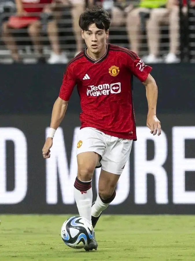 GIDEON MUFC tweet media