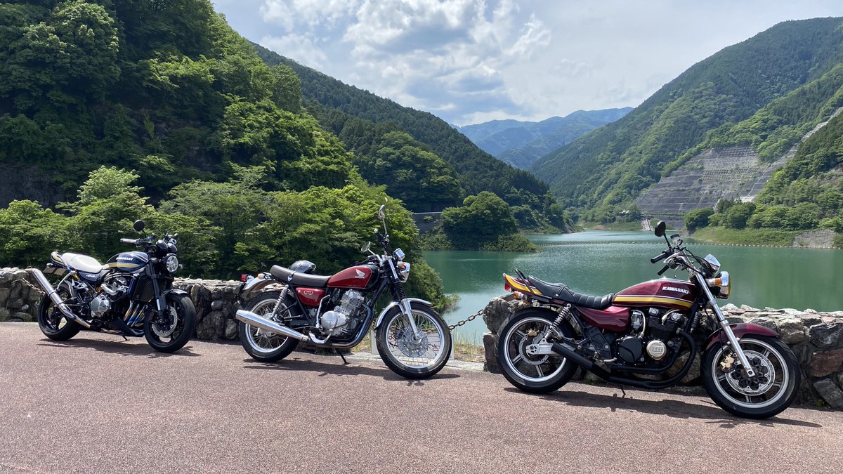 _ajitamasan's tweet photo. ゆーき君&amp;錦とツーリング☺️

車でつるんでた仲間内でまさかバイクでツーリングするとは思わなかった😂

昼飯で食ったモツ屋もボリューム満点😋
またツーリング行きましょー😉 https://t.co/tj1F6m4e31