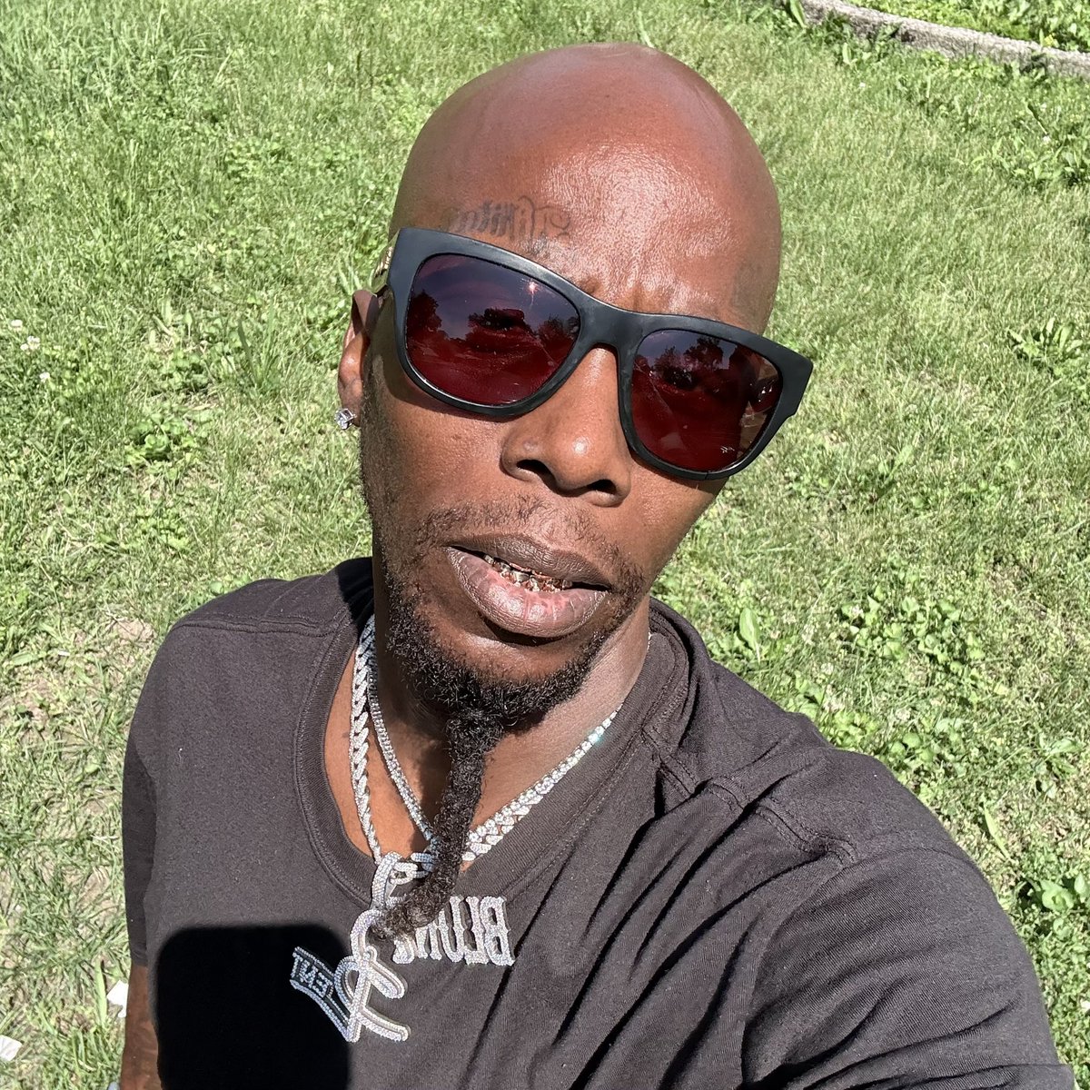bluntology's tweet photo. On my chillaxe sh!t https://t.co/7o95UHUiuX
