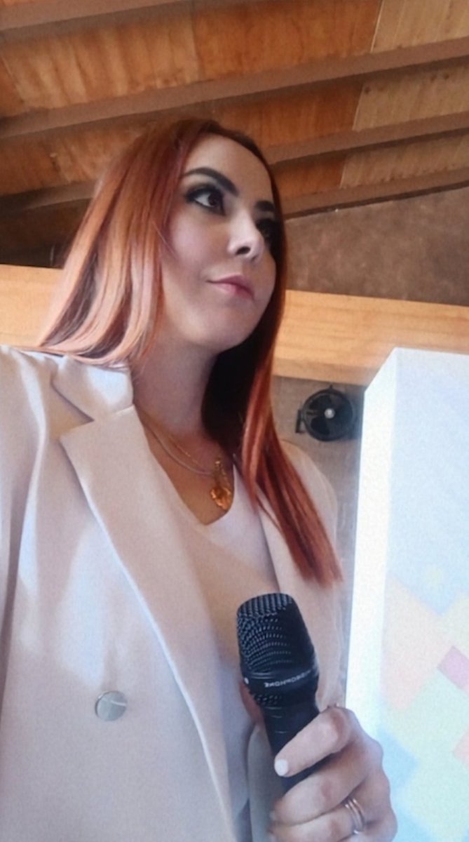 arii_olvera's tweet photo. Tuve la semana más padrísima de mayo 🥰 
Gracias a la #CMIC al colegio de arquitectos del estado de Nayarit, a la #UAN y a todos los que confían en mi trabajo, pero sobre todo por dejarme aprender y crecer más. 
Enormemente bendecida por cada oportunidad 🪬✨❤️ https://t.co/tHdQa4A7gr