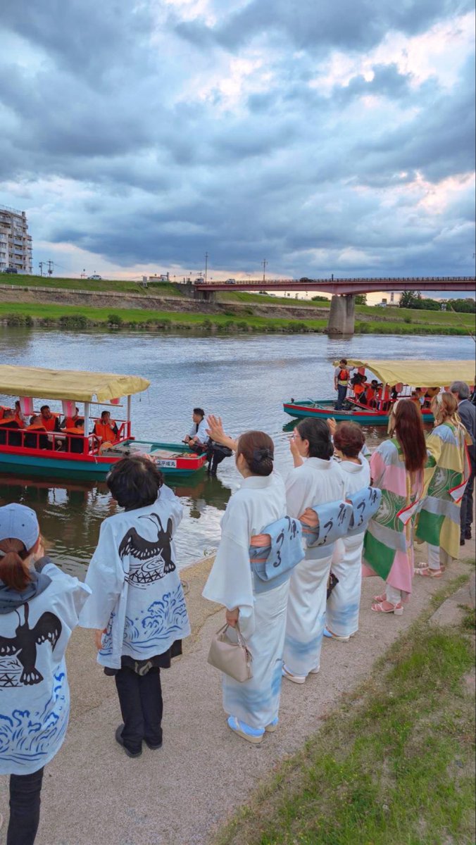 asakura0946's tweet photo. 令和8年5月20日に福岡県朝倉市・原鶴温泉で筑後川の川開きがありました✨
今年の鵜飼屋形船は6月5日から9月末までお楽しみいただけます☺️お問い合わせください💕
筑後川の花火大会も大変盛り上がりました🎆
朝倉市、原鶴温泉にぜひおいでくださいませ❣️

 https://t.co/YuZWGTjJKR https://t.co/SVeshGEtUI