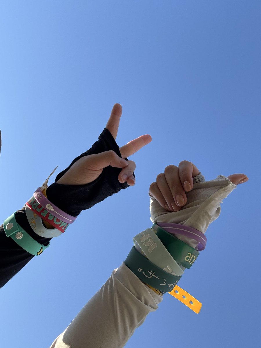 mKCoo_'s tweet photo. メトロック〜！🎧 https://t.co/AVafH6aDUY