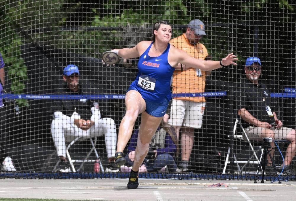 DyeStat's tweet photo. #NCAATF East: Alida Van Daalen Uncorks Big Throw In Discus To Advance To Eugene 

By @davidwoods007 📰 https://t.co/Jk7fM4xNY4 https://t.co/Bwmx9I59sl