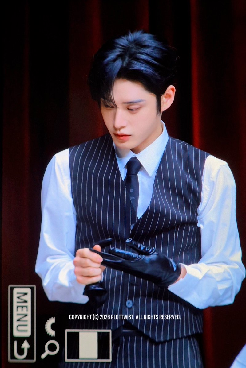 plot_twist1214's tweet photo. 260531 
#김지웅 #KIMJIWOONG #김갈냥님 #제로베이스원 #ZEROBASEONE #ZB1 #キムジウン https://t.co/4Dh4GstVF3